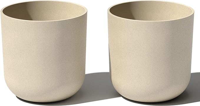 Veradek Round Lima Plastic Planter Pots by VeradekOutdoor