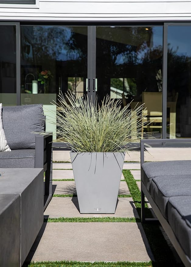 Veradek Pure Series Nobleton Plastic Planter - Image 6